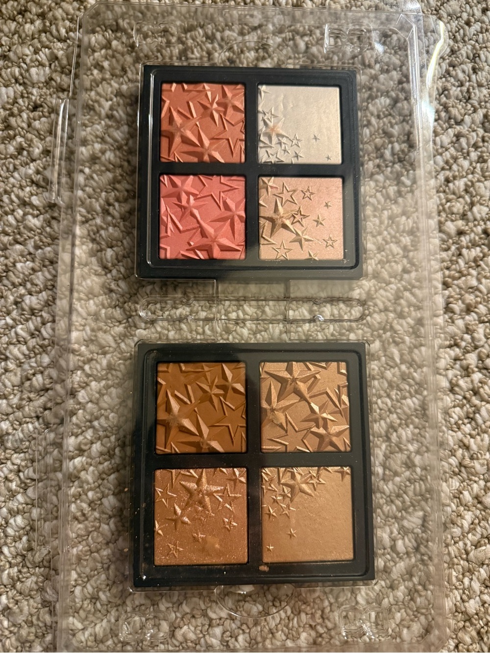 MAC HIGHLIGHTER POWDERS